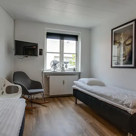 Hotel B4U Bed & Breakfast