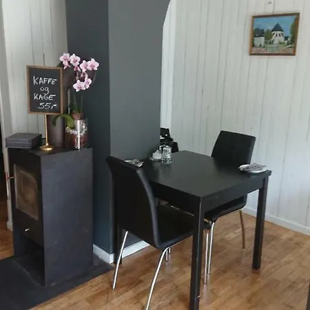 Hotel Hotel B4U Bed & Breakfast 2*