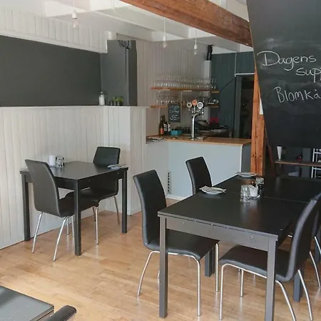 Hotel B4U Bed & Breakfast Hotel Ronne